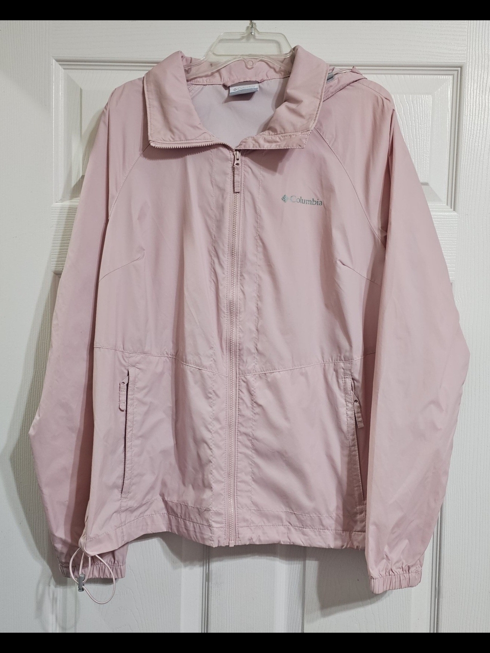 Columbia Women's Pale Pink Windbreaker Jacket